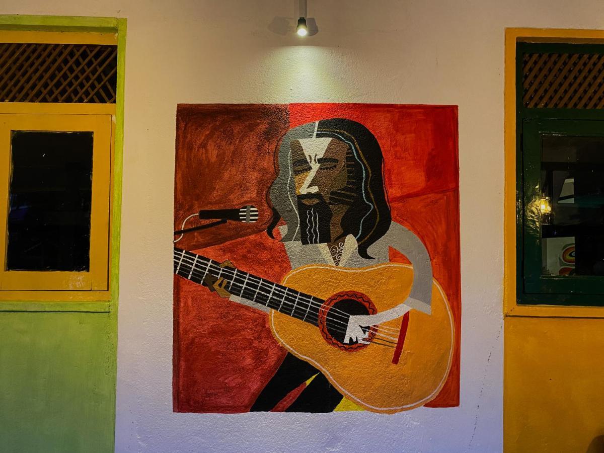 Mad Monkey Hostel And Lounge Элла Экстерьер фото